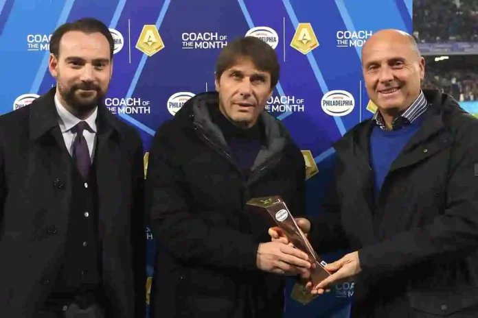 Antonio Conte Serie A entrenador DT enero Napoli